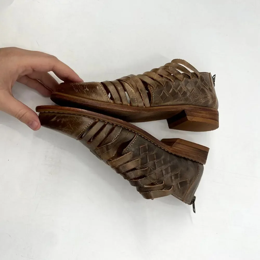 Bed Stu brown Leather Las Cruces Sandal Flats